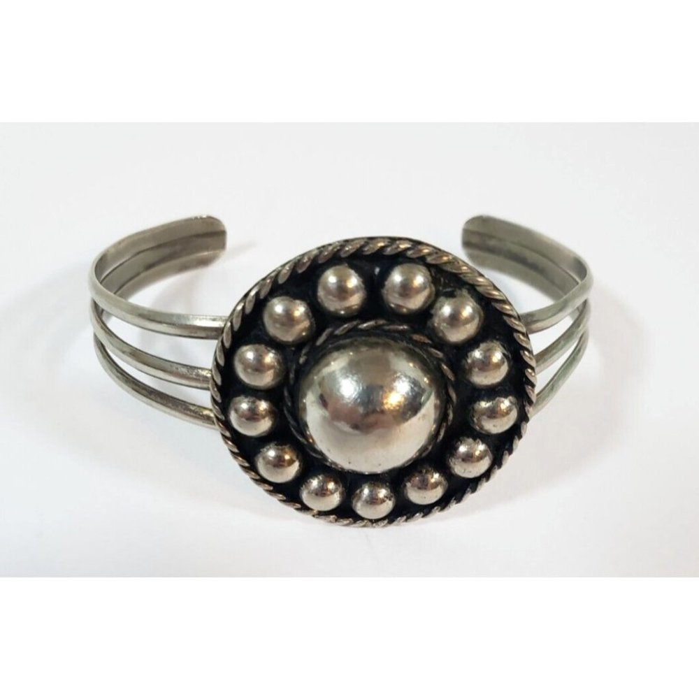 Fred Harvey Era Sterling Silver Navajo Centered Dome Cuff Bracelet